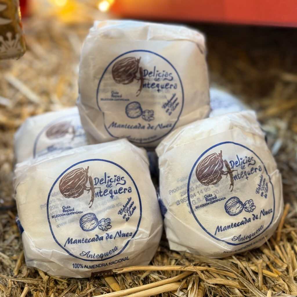 Delicias de Antequera. Mantecadas de nuez. Despensa del Ebro.