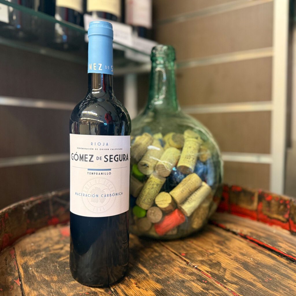 Gómez de Segura. Rioja tempranillo de maceración carbónica. Despensa del Ebro.