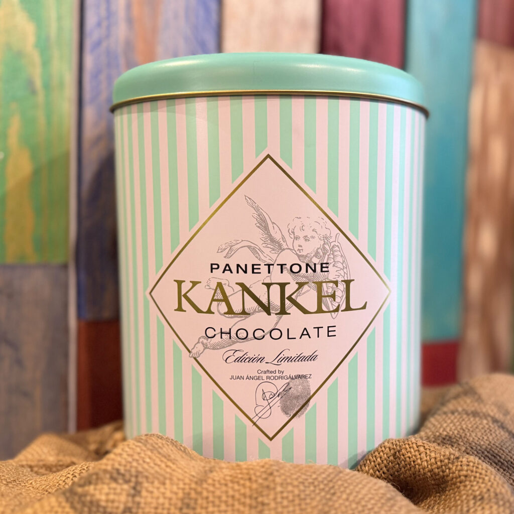 Kankel. Panettone de chocolate. Despensa del Ebro.